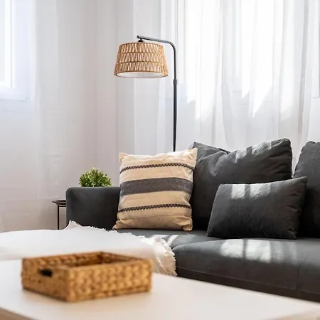 Apartamento Spacious Deluxe Basement Ideal For 8 Guests Santander