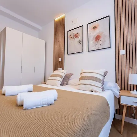 Spacious Deluxe Basement Ideal For 8 Guests Santander